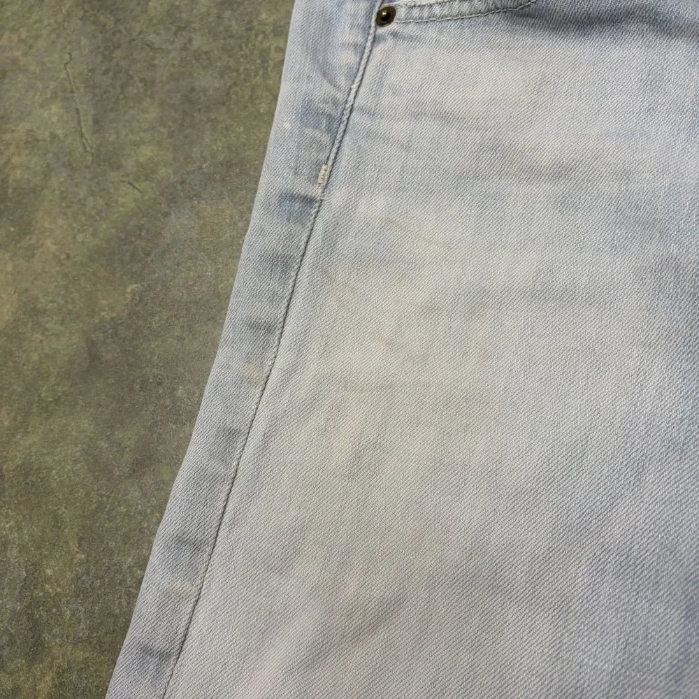 7 For All Mankind Sz 25 Dojo Bermuda Jeans Denim Shorts Light Wash Y2K Preppy - Picture 6 of 11